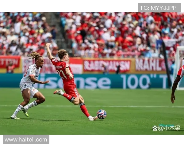 拜仁狂胜利物浦4-0帽子戏法点燃友谊赛历史冷门瞬间